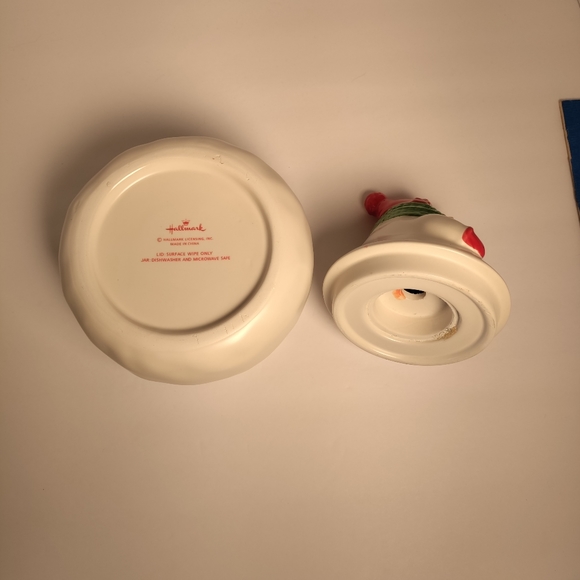 🎄A COOKIE/CANDY JAR⭐ - Picture 11 of 11